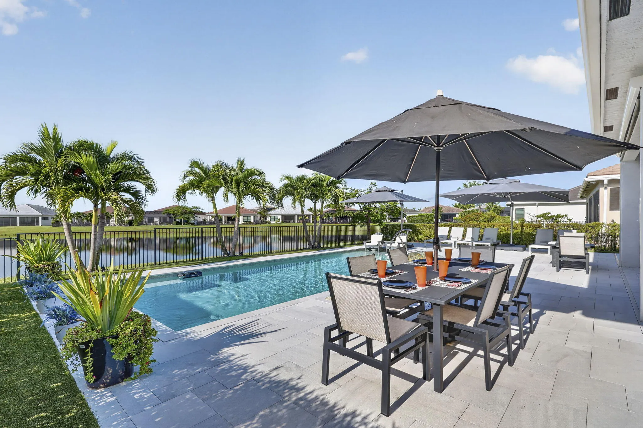 Backyard Oasis on the Lake