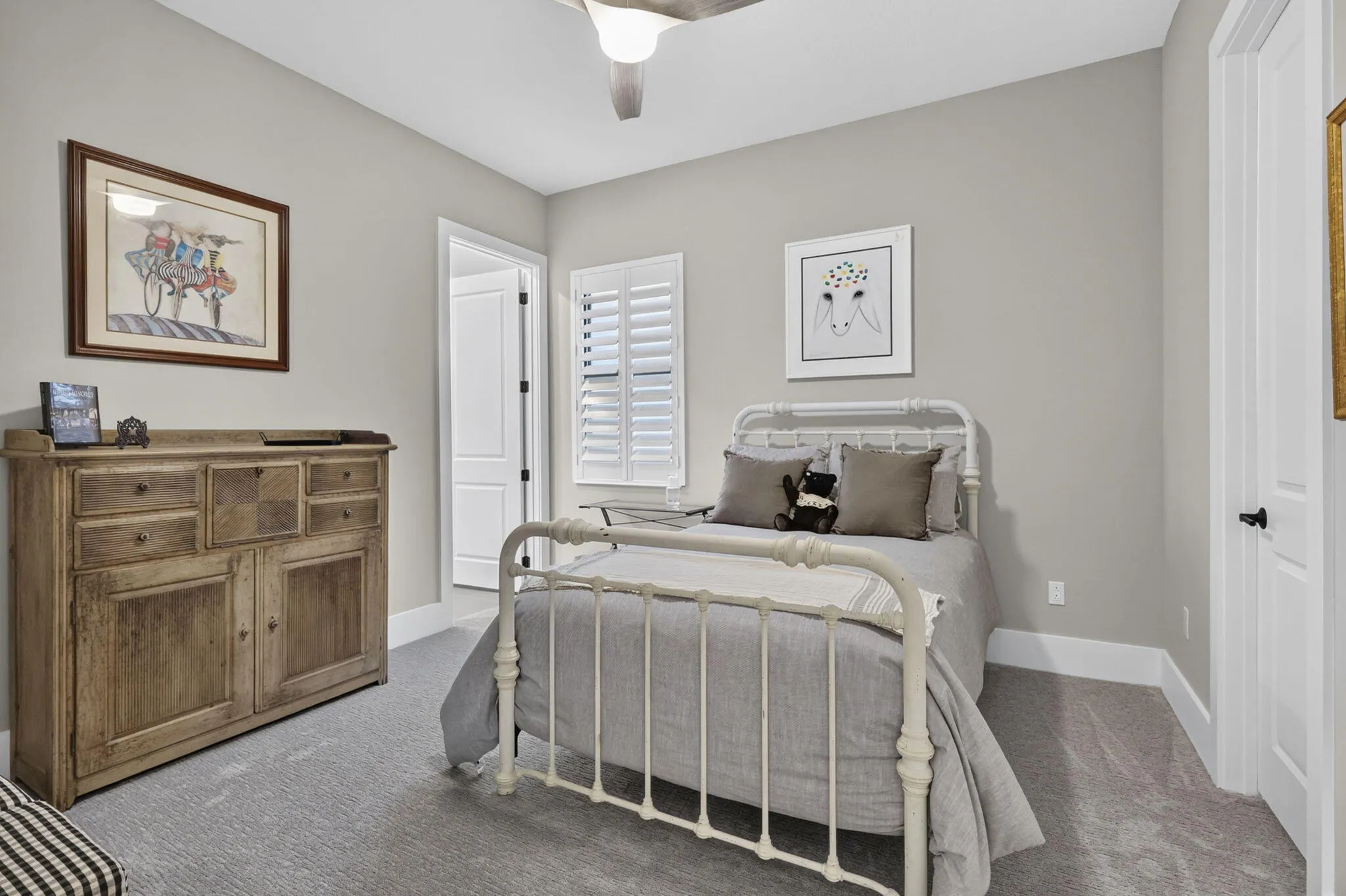 Third bedroom with an ensuite,