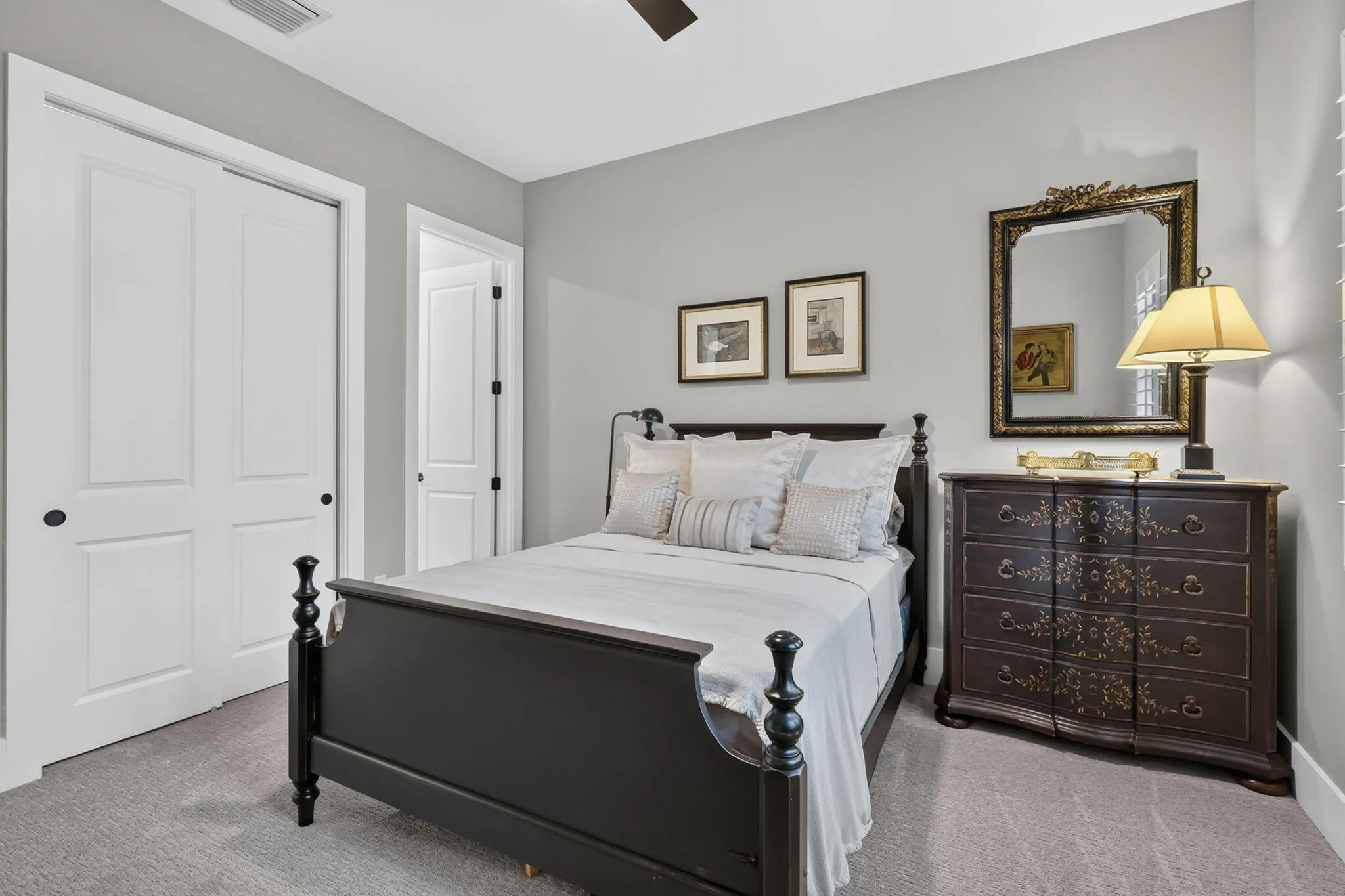 Second bedroom with an ensuite