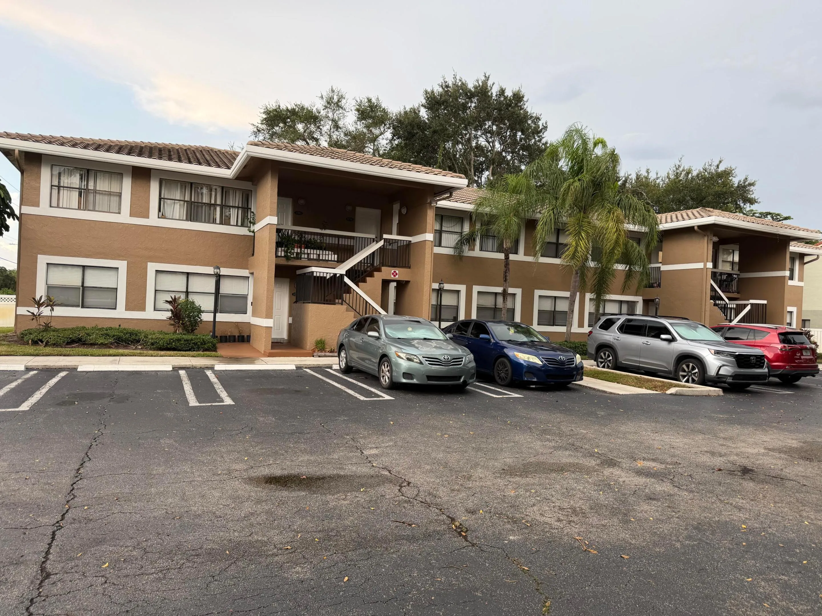 outside corner unit