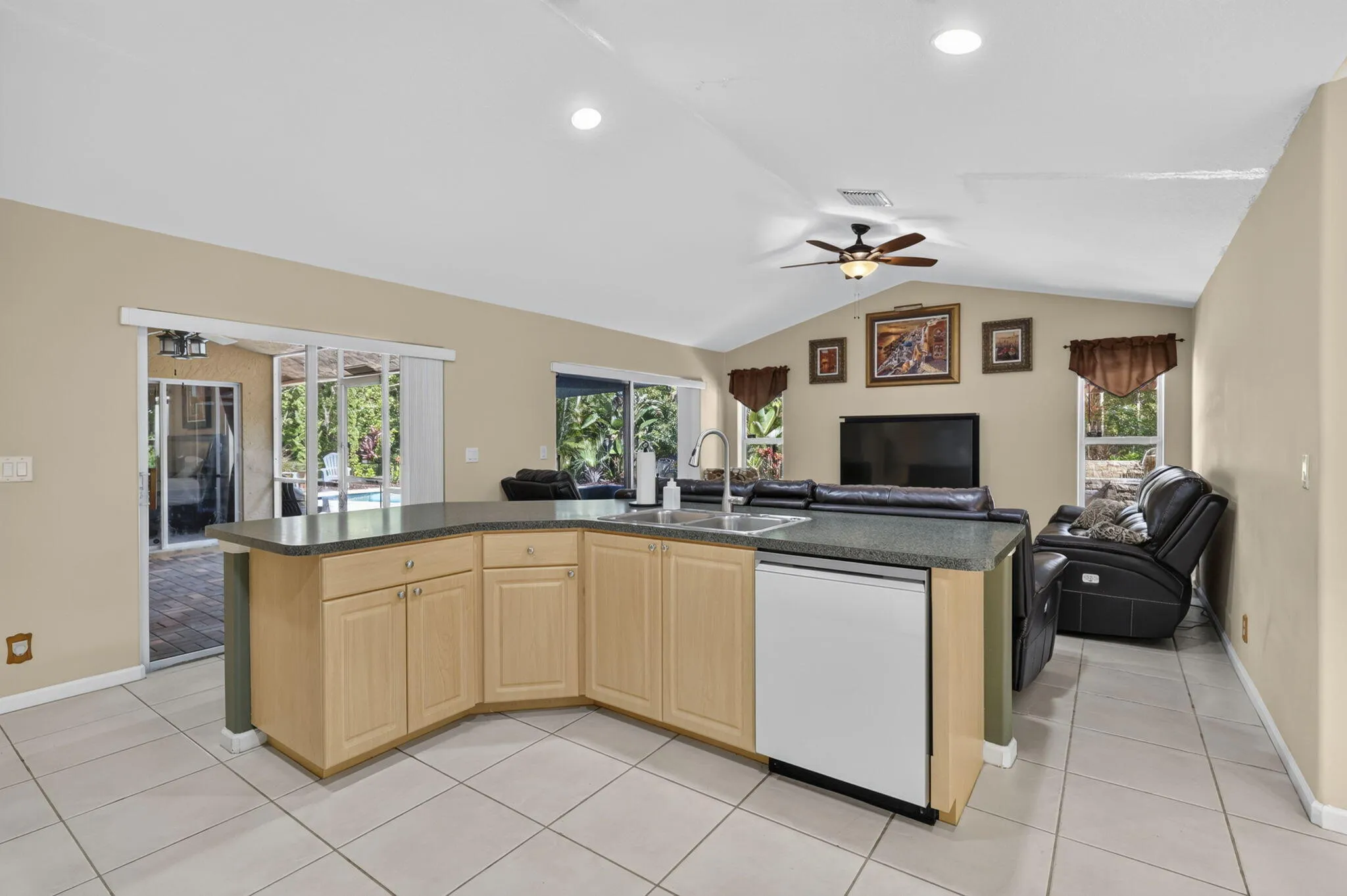 29-web-or-mls-BS1A9808