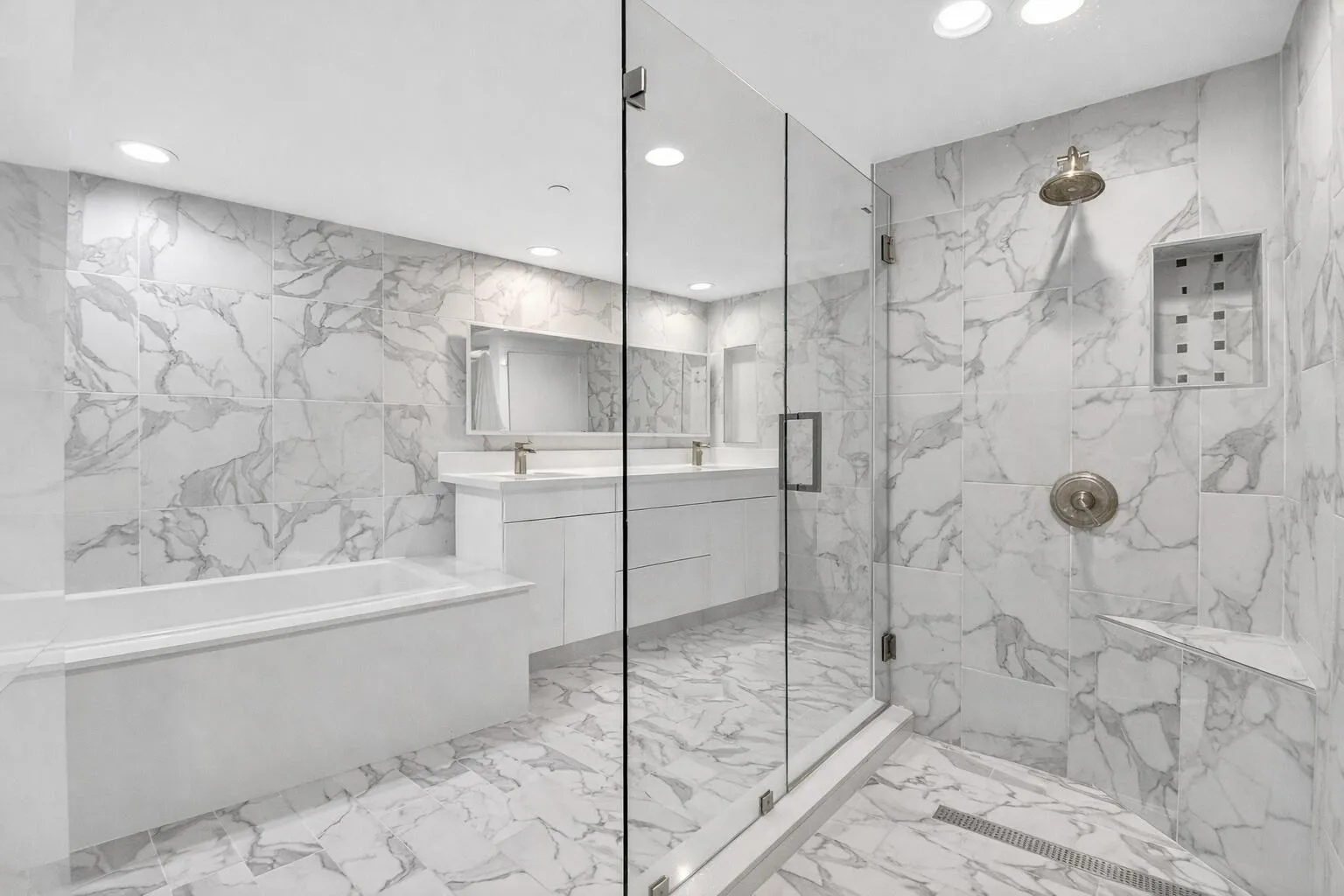 Primary bath