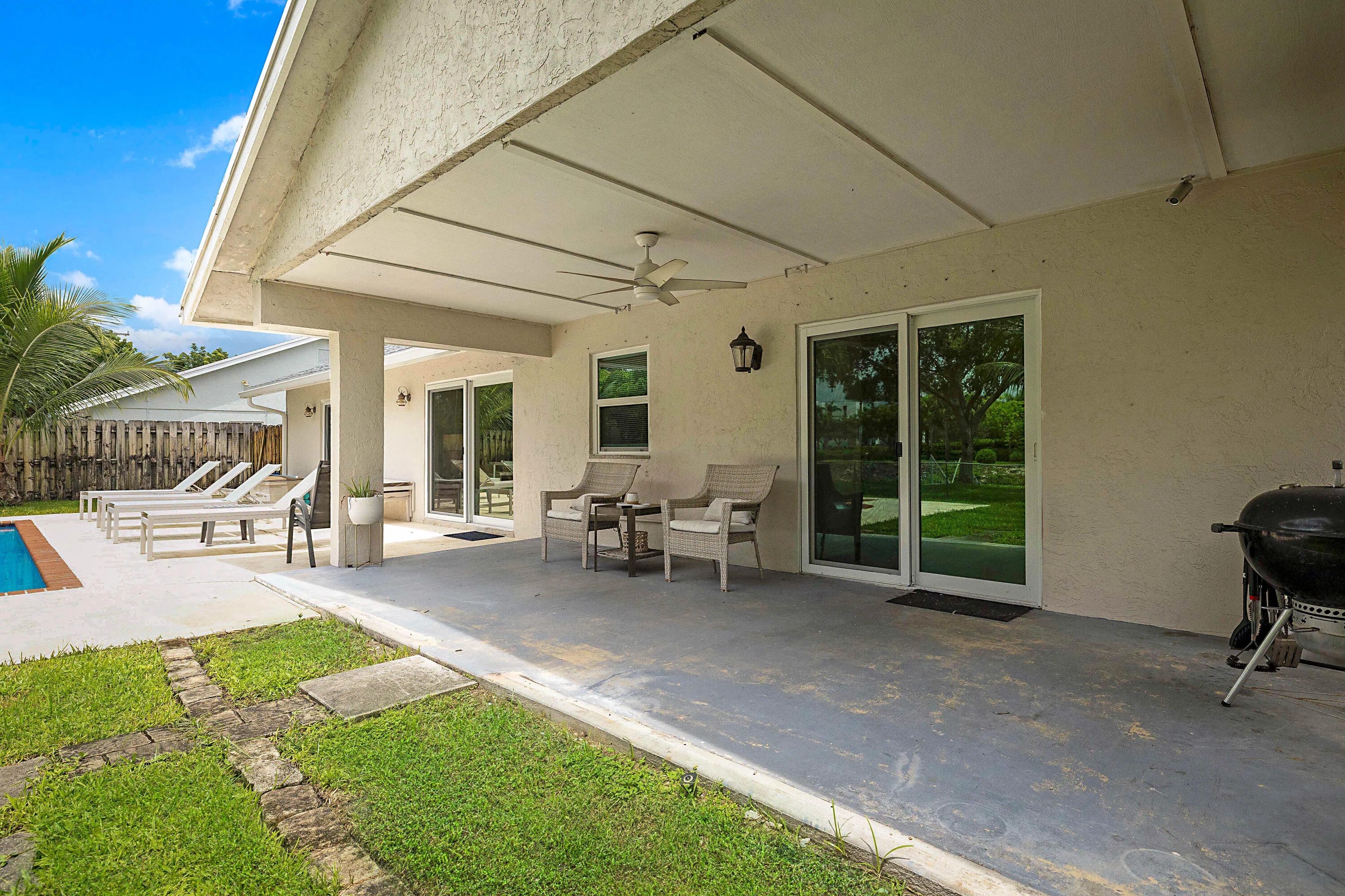1103 NW 11th St -36