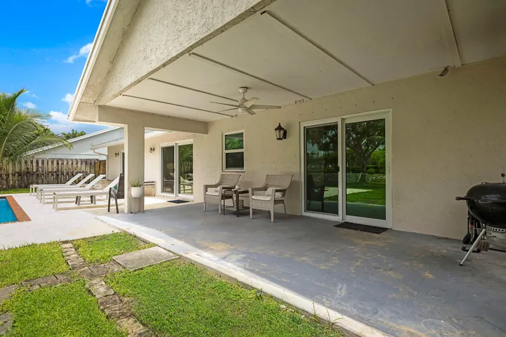 1103 NW 11th St -36