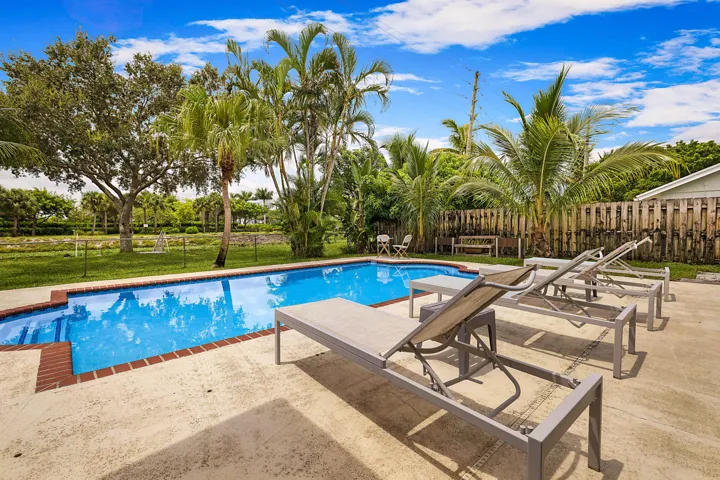 1103 NW 11th St -30