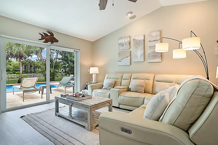 1103 NW 11th St -5