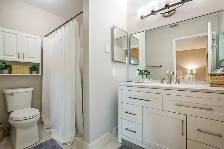 1103 NW 11th St -24