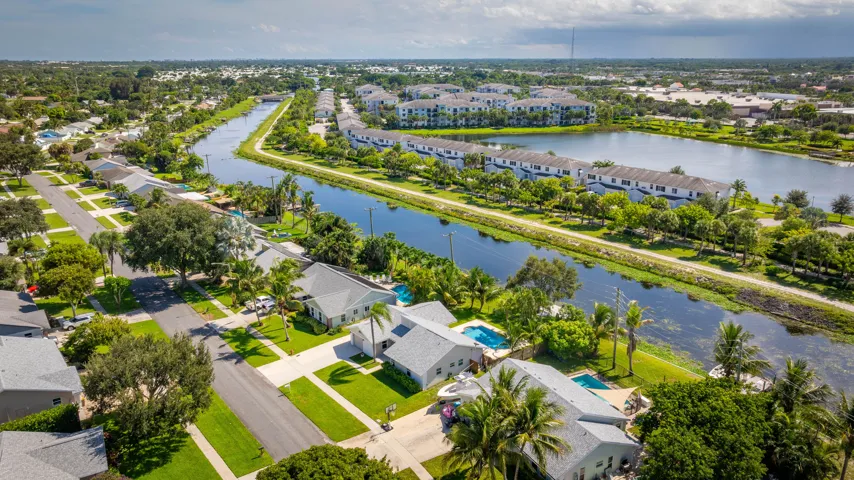 1103 NW 11th St -47