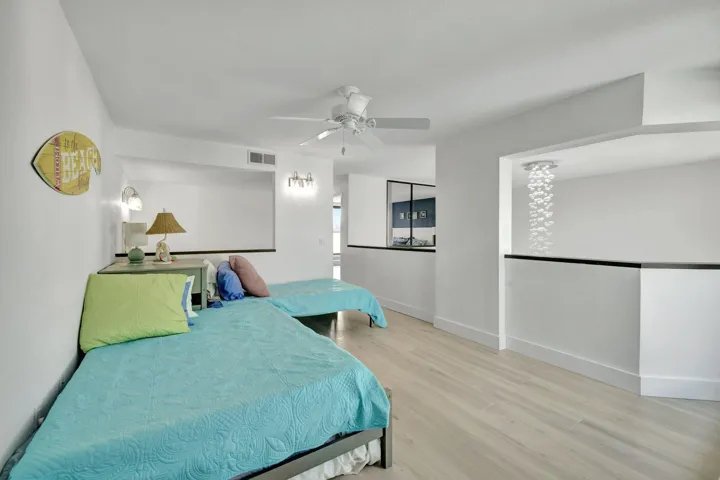 Loft 1