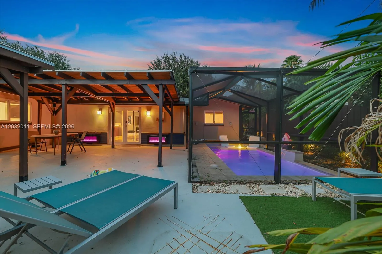 Photo 95