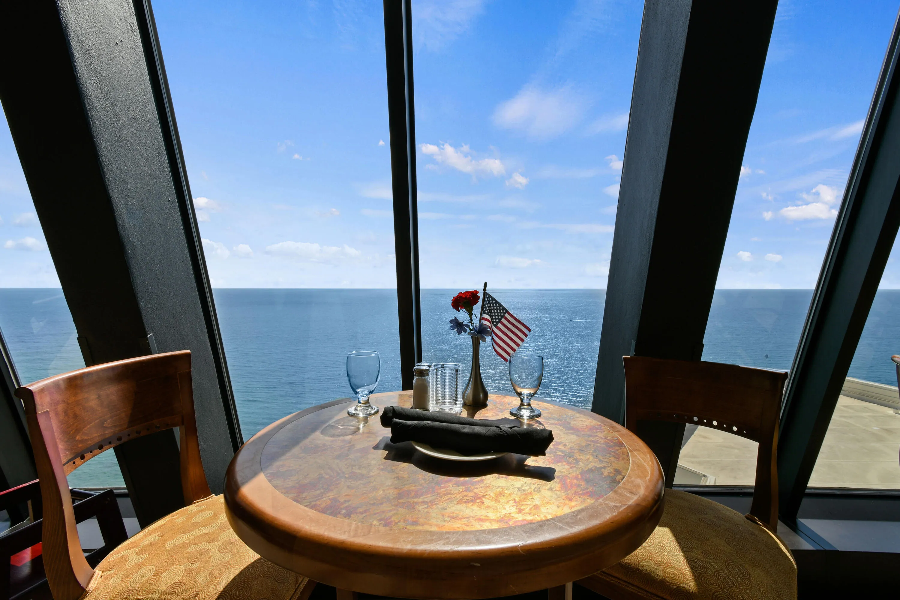 Marquis Restaurant and Lounge