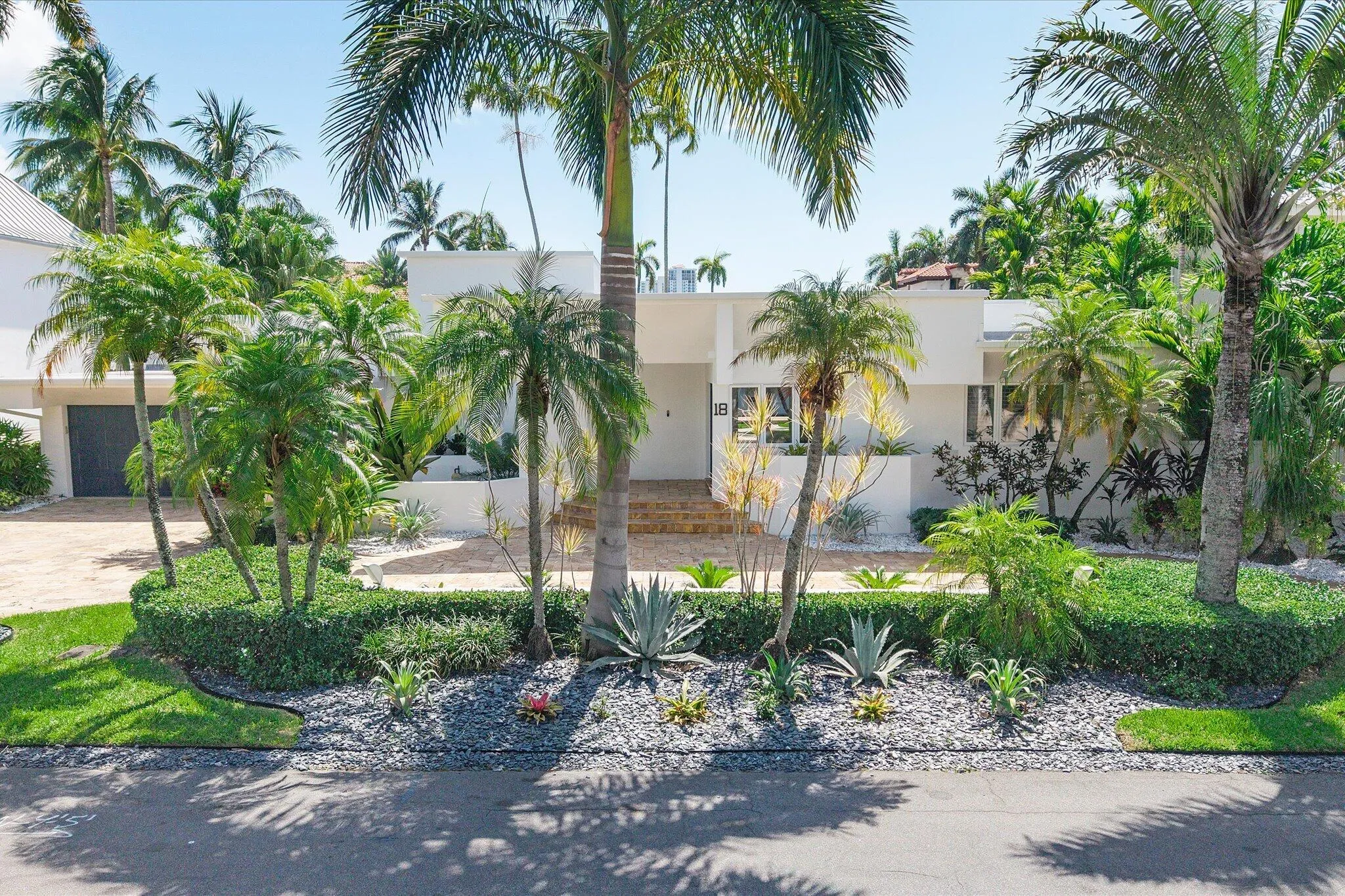 75-18 Nurmi Drive_075