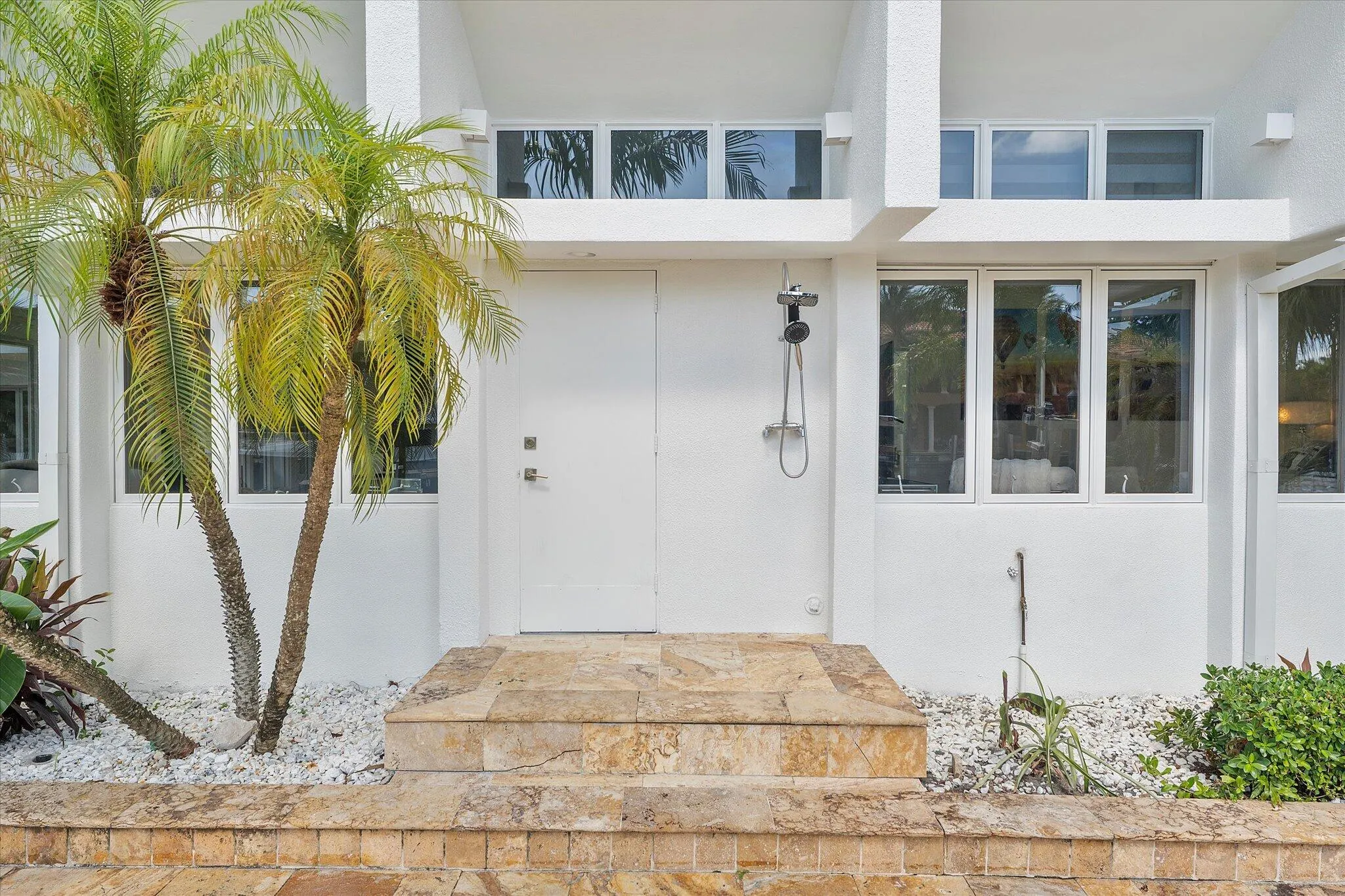 70-18 Nurmi Drive_070