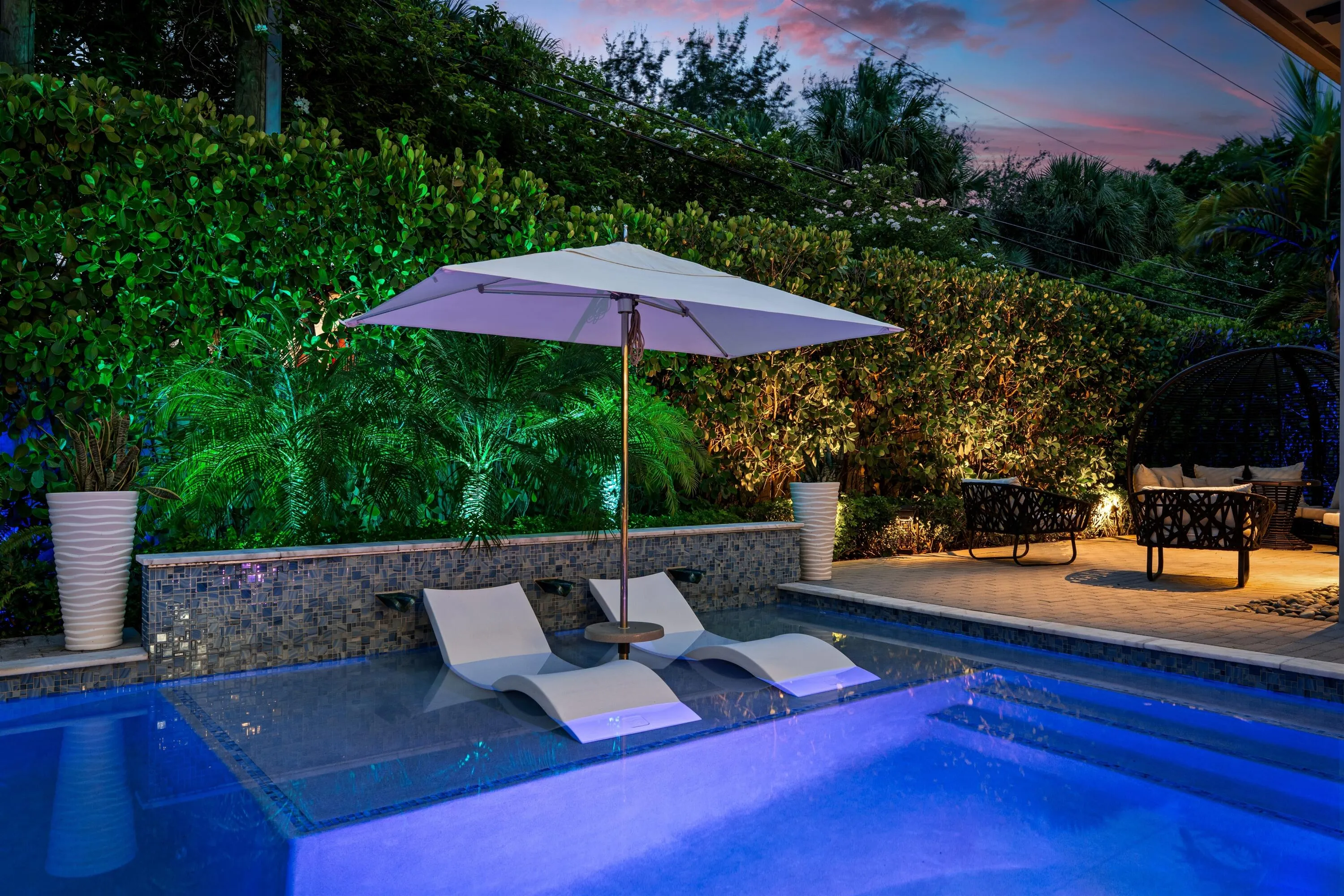 POOL_ANGLE_DETAIL_TWILIGHT