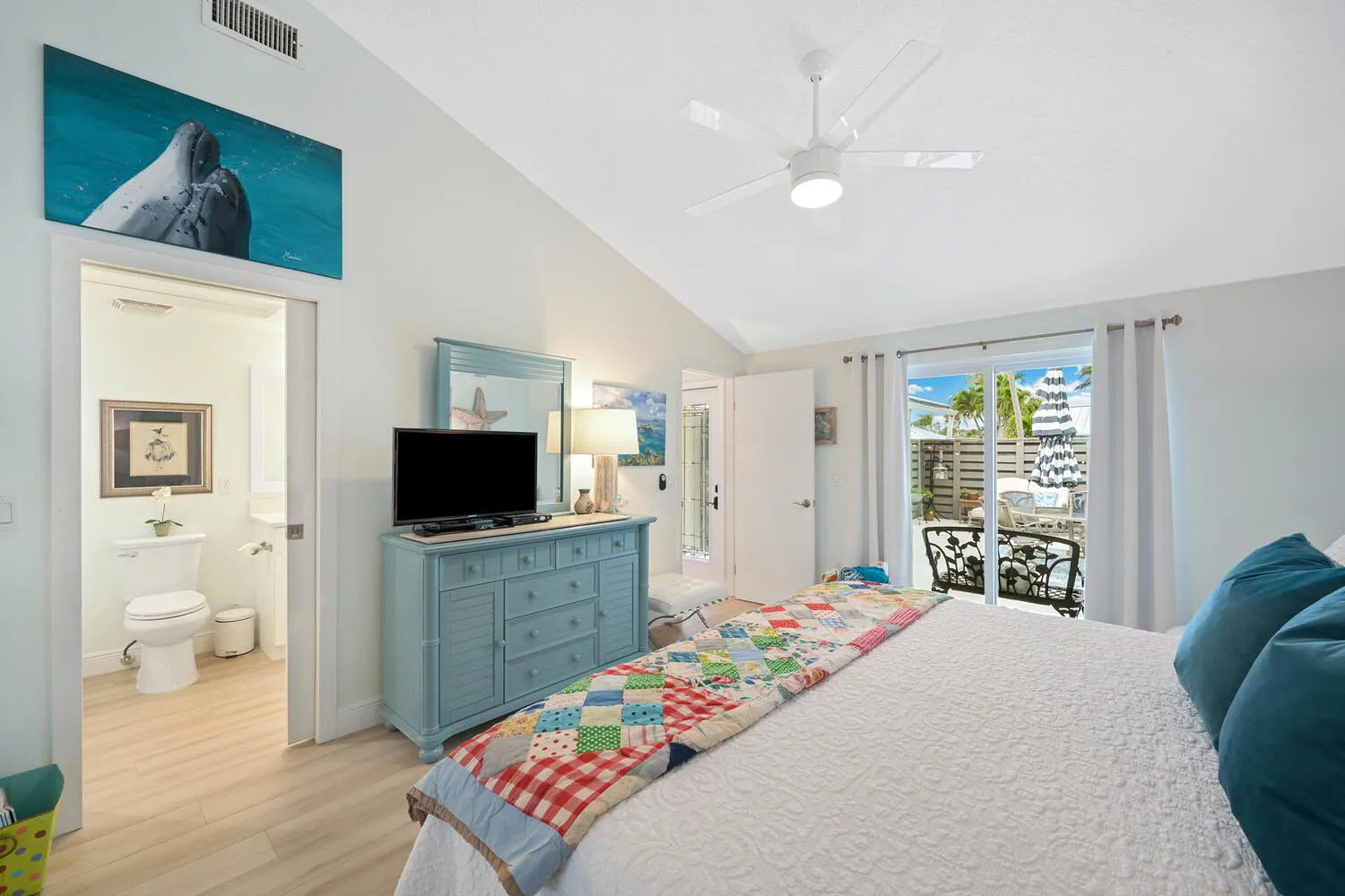 Primary suite 2