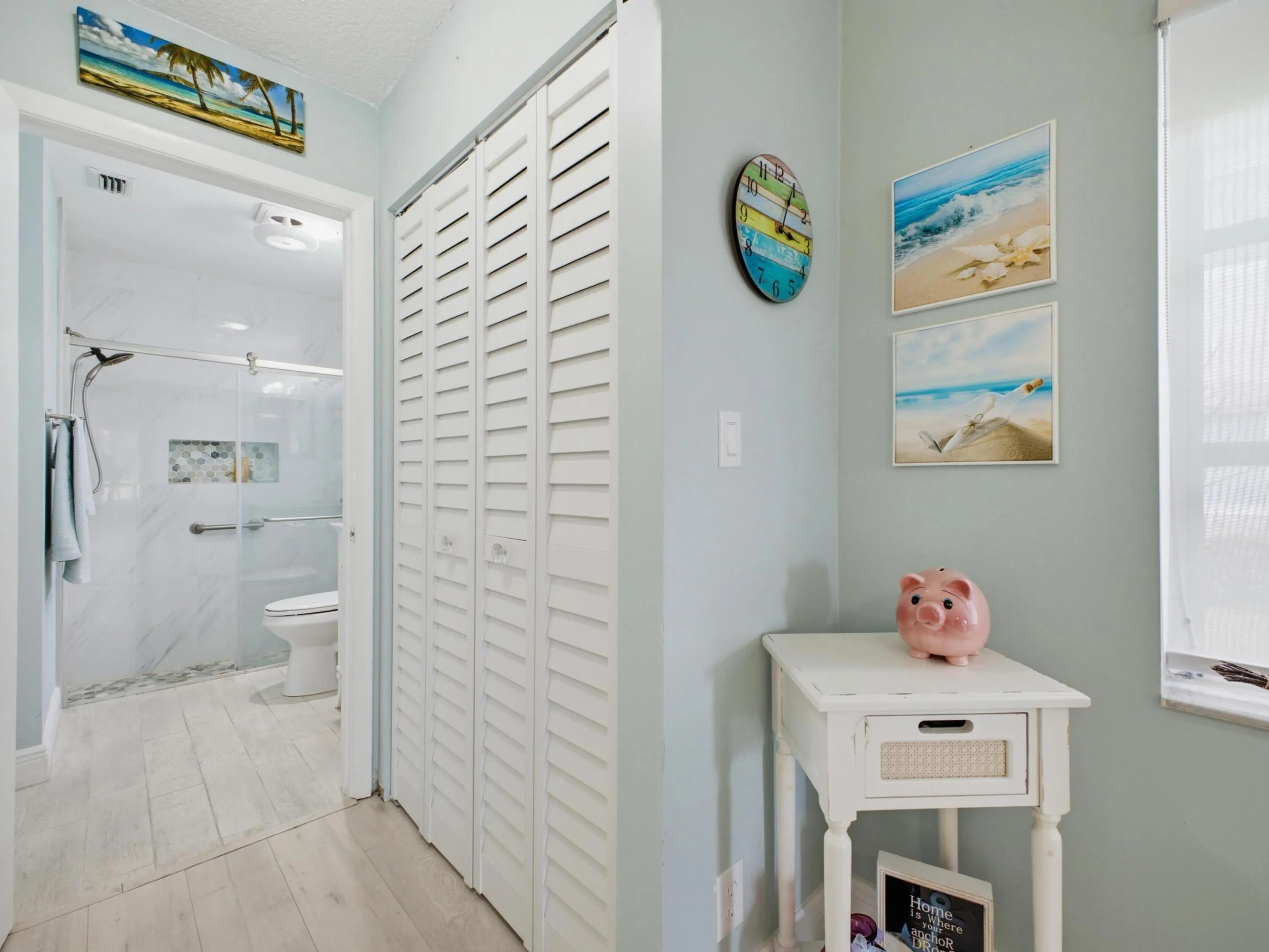 Hall to Bathroom NM
