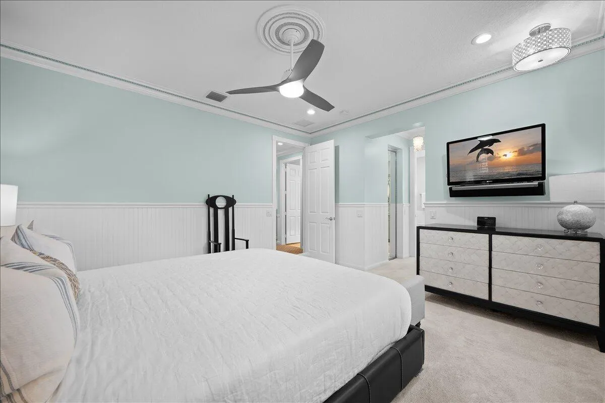 Spacious Primary Retreat