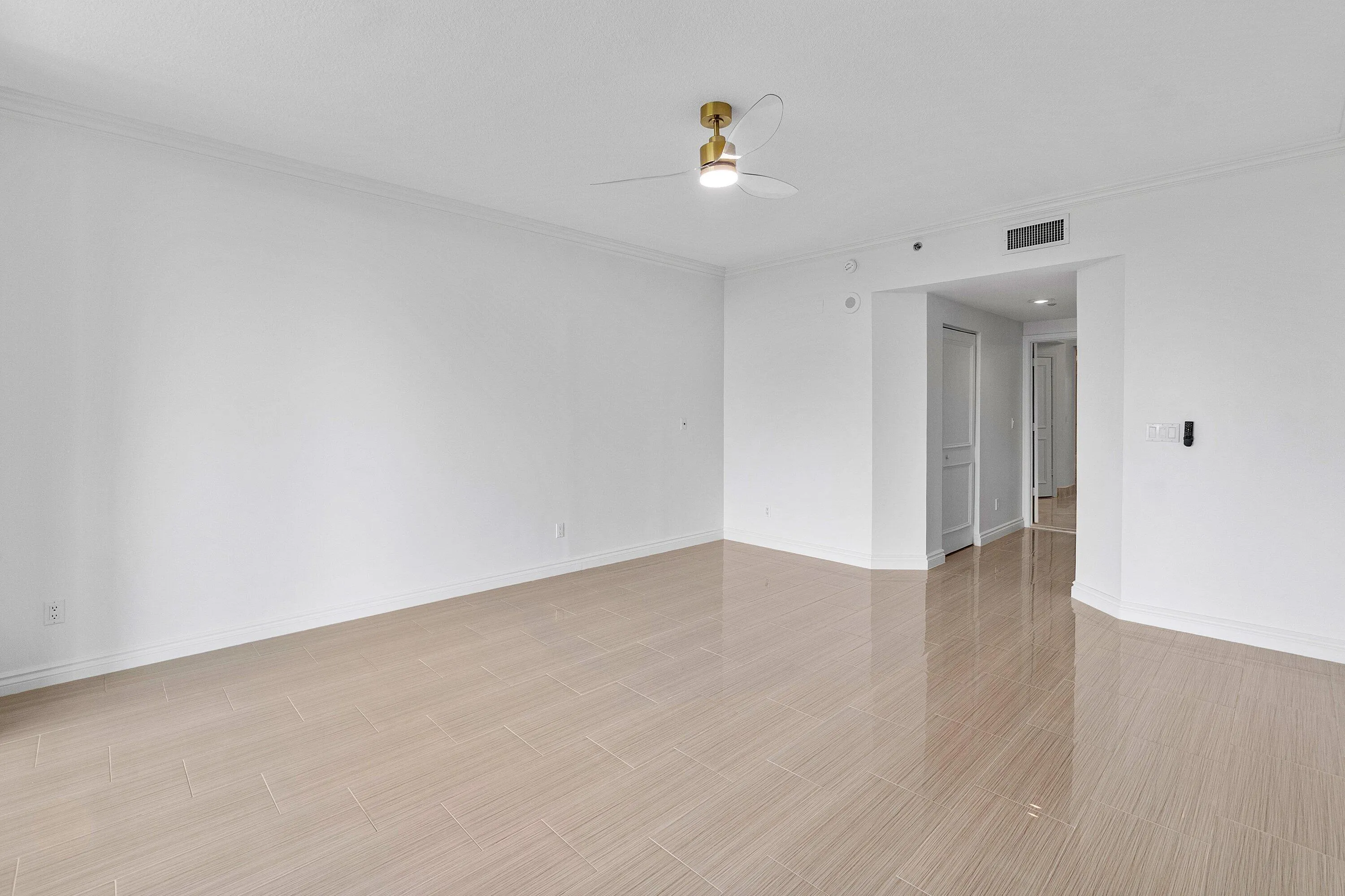 025-3720SouthOceanBoulevard-306-Highland