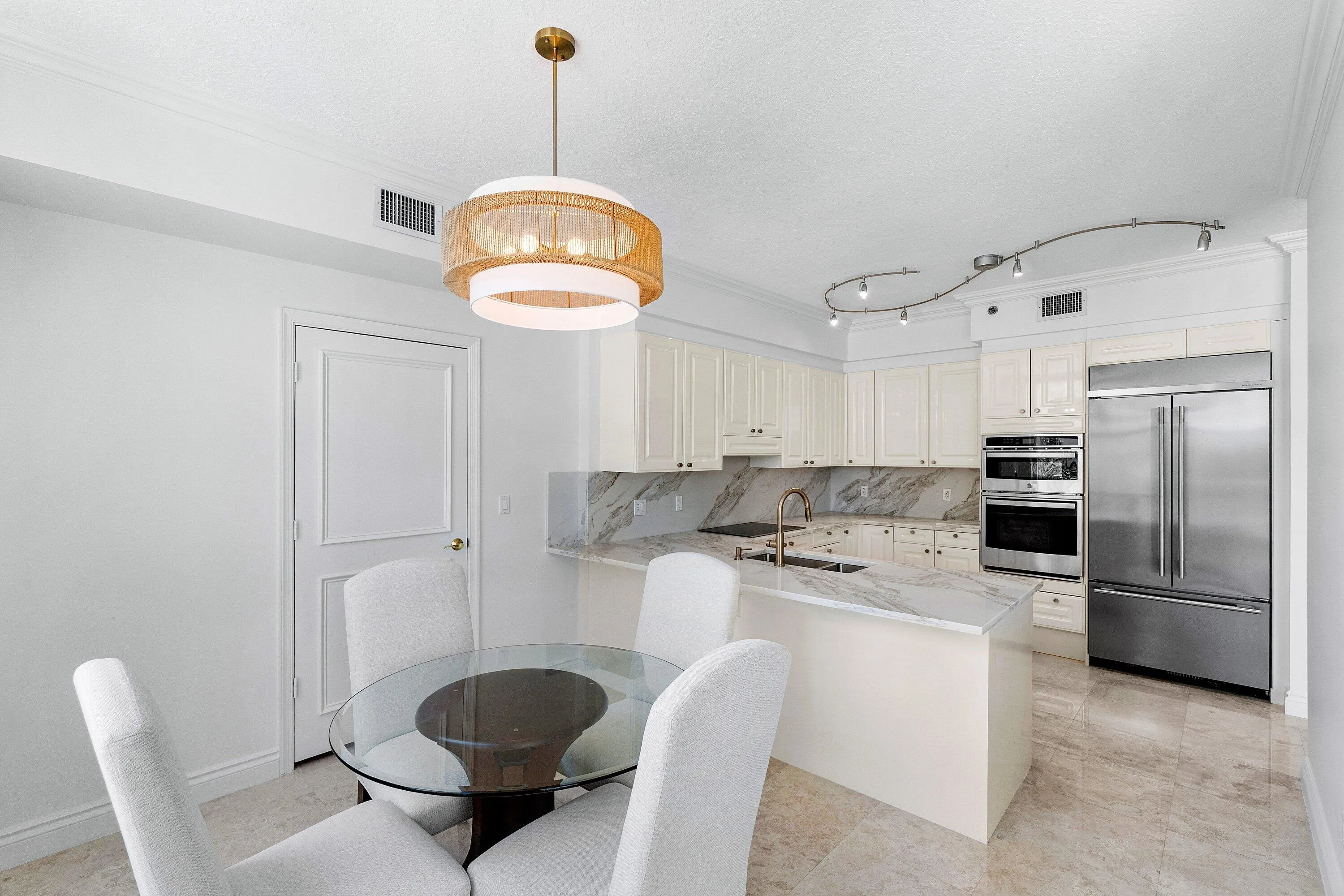 008-3720SouthOceanBoulevard-306-Highland