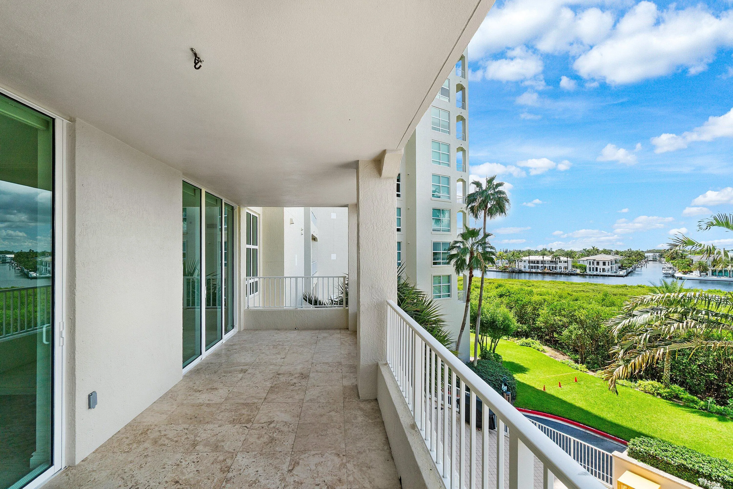 037-3720SouthOceanBoulevard-306-Highland