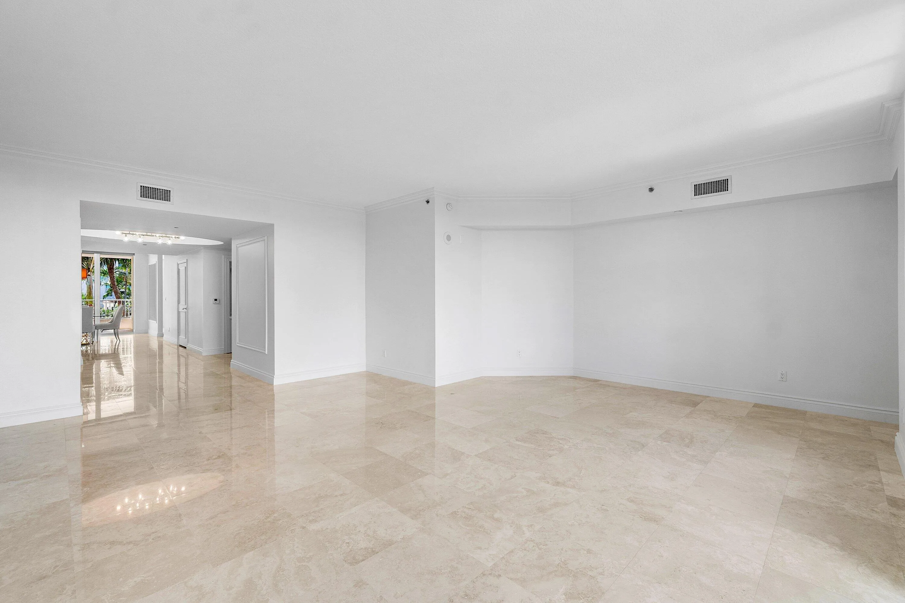 003-3720SouthOceanBoulevard-306-Highland