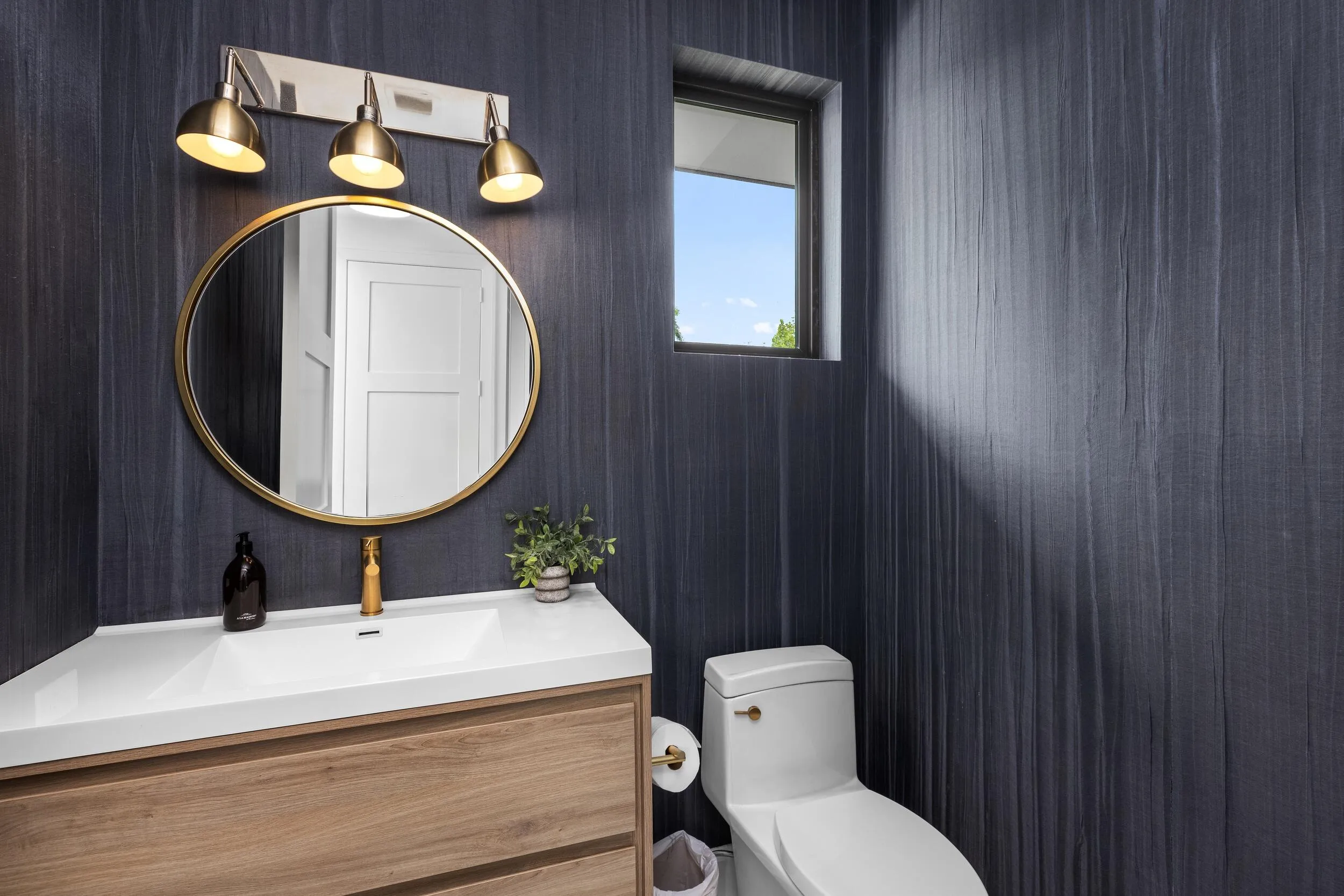 Powder Room 1