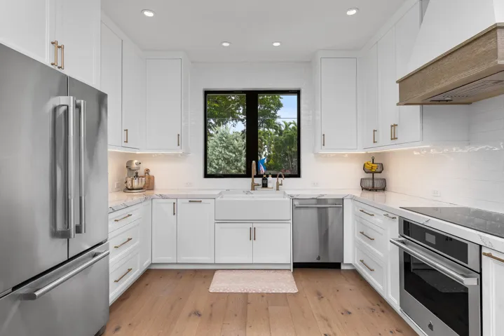 Kitchen 4