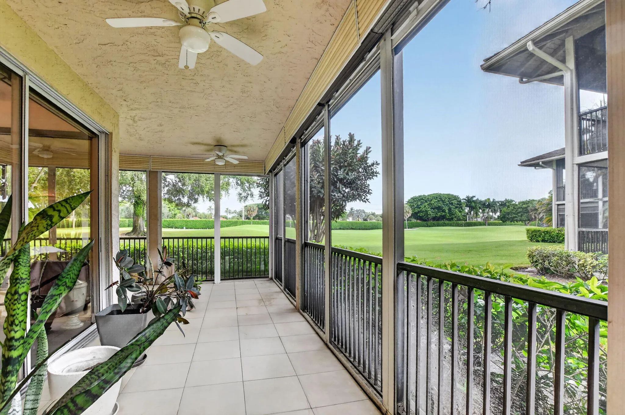 Spacious Wrap Around Lanai