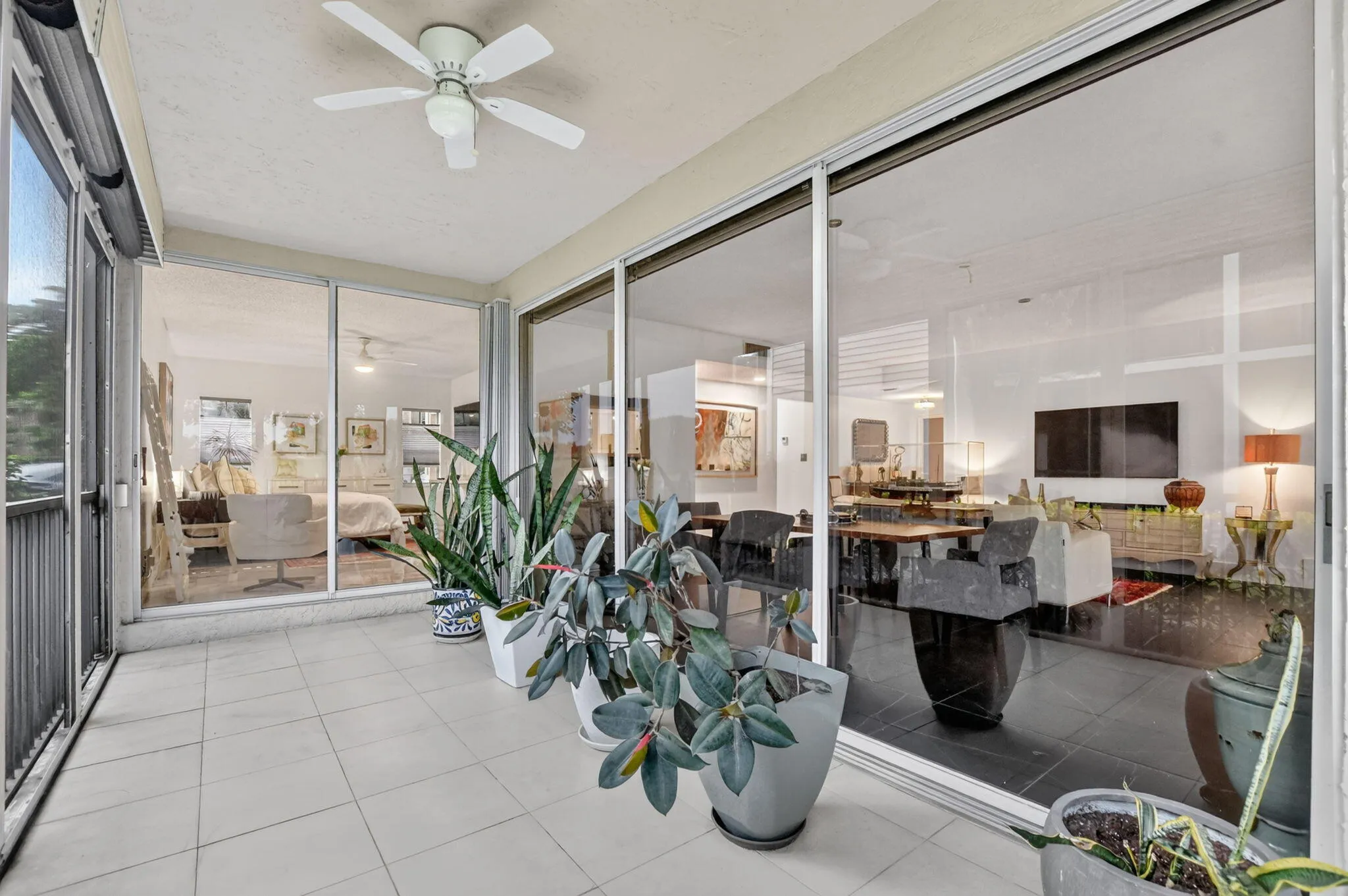 Spacious Wrap Around Lanai