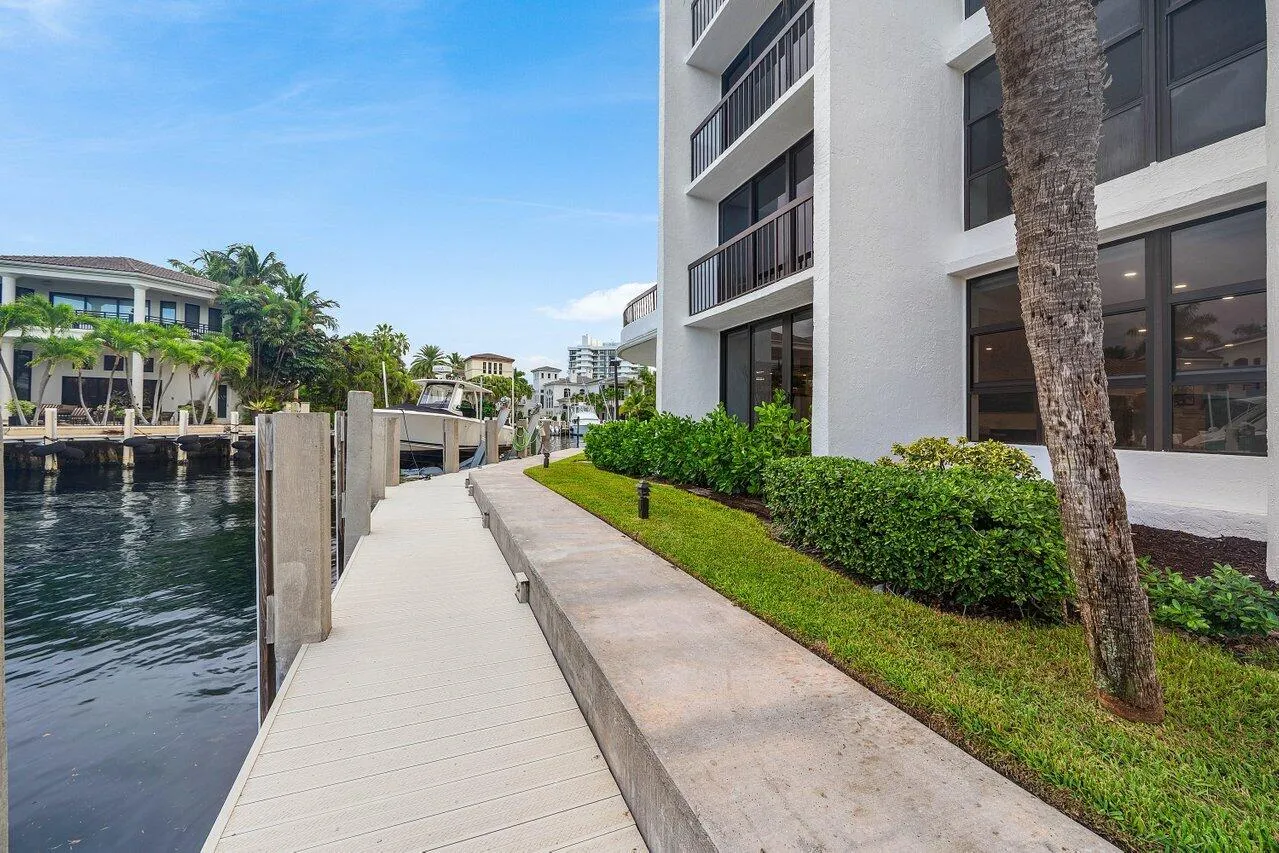 Waterfront Walkway