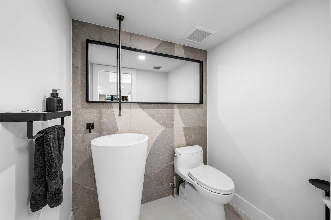 Powder Room / Half Bath