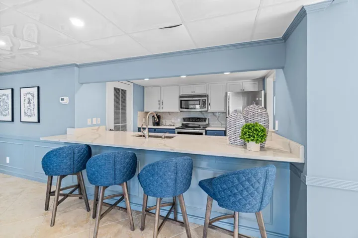 Clubhouse Kitchen & Bar