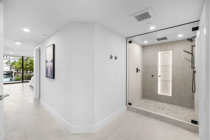 Hallway / Bedroom Hall