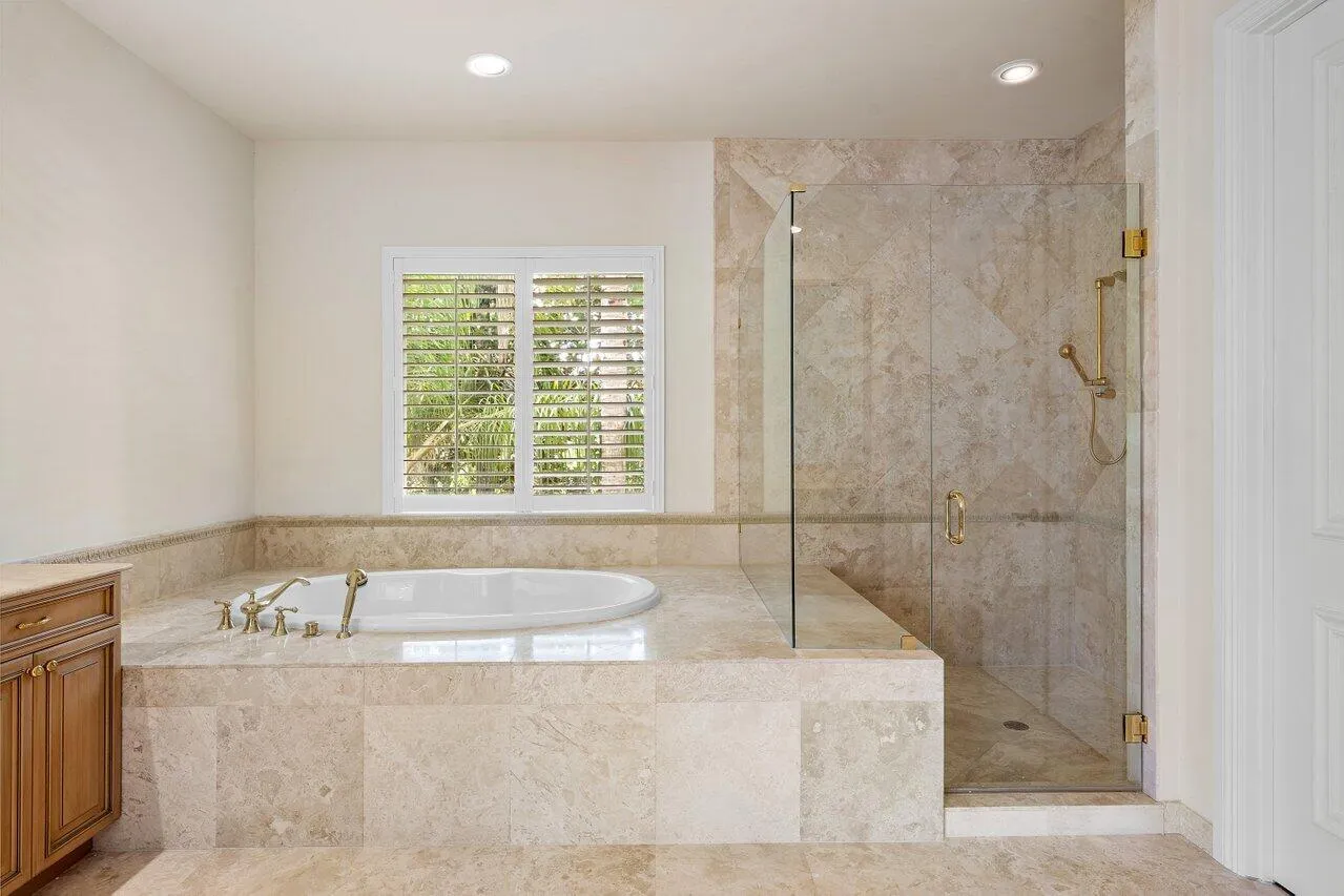 24 Primary Bath1_