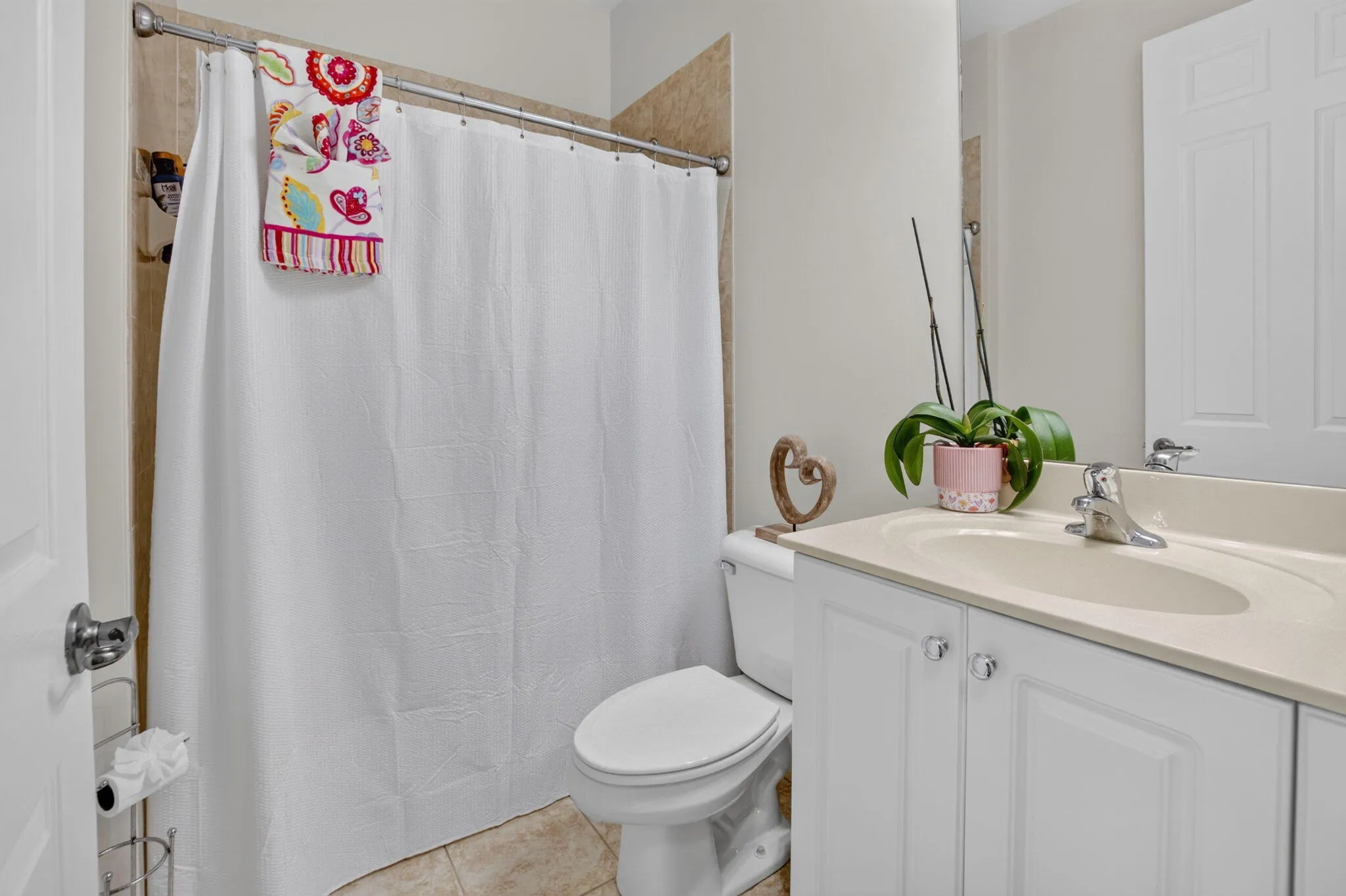 Full Bath with Tub-Shower and Tile Floor