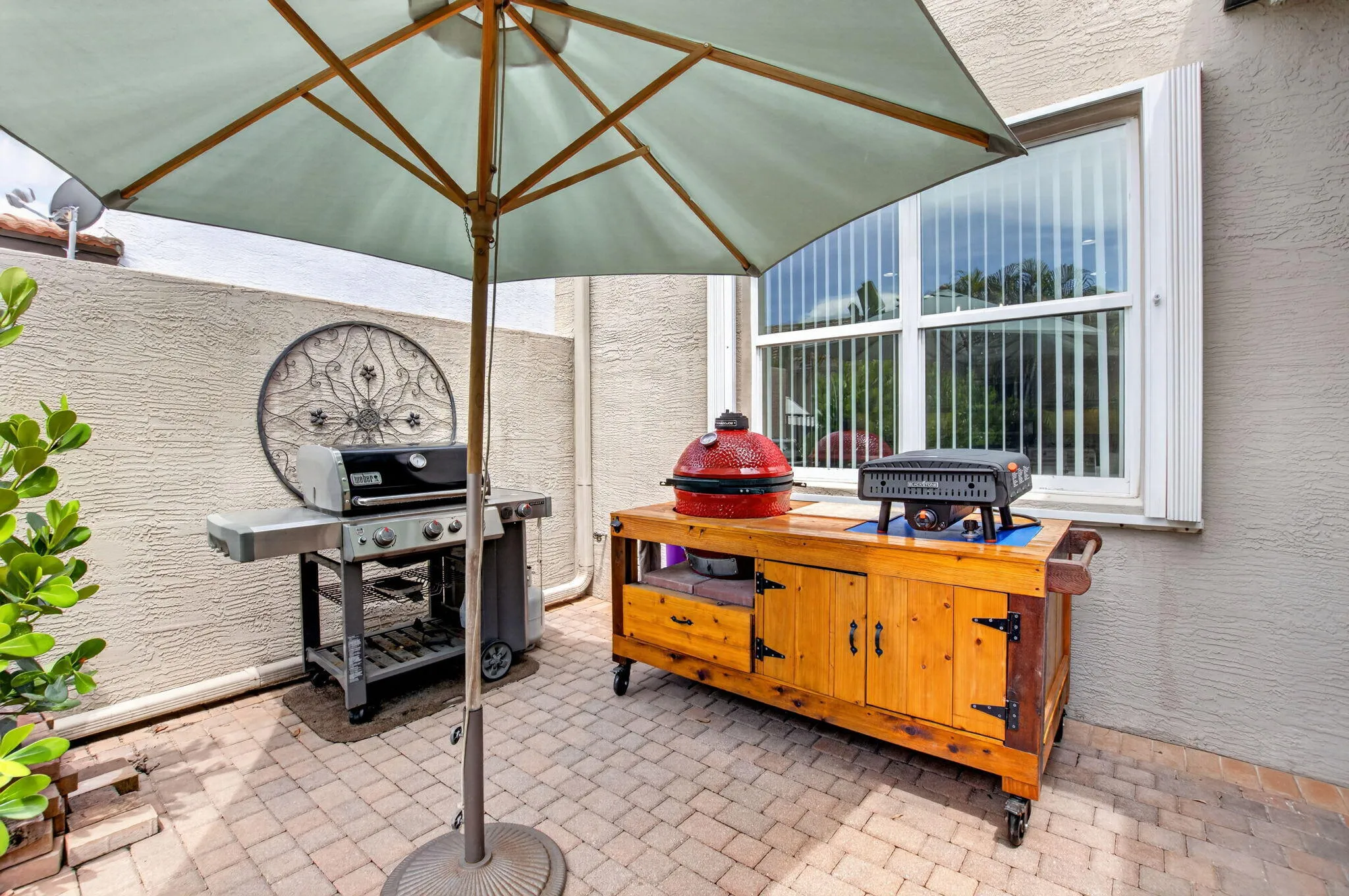 Grill Station Area for your own| Gas, Kamado & Griddle Space