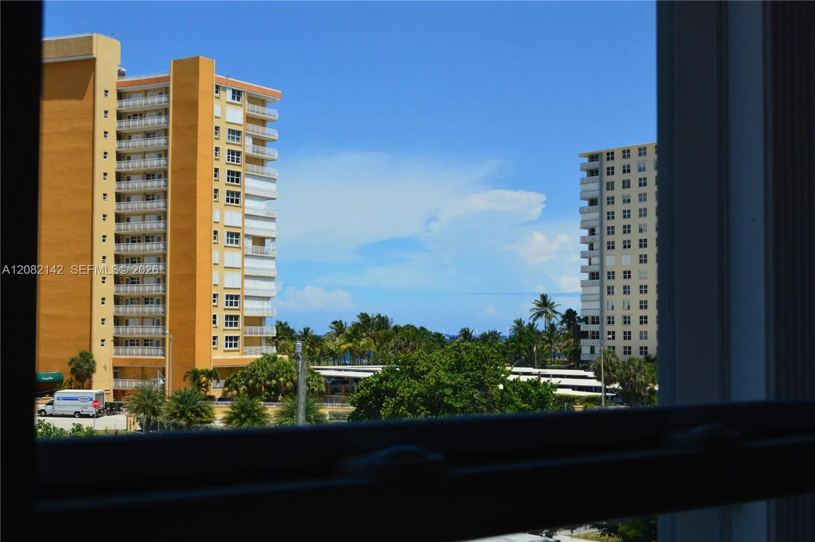VIEW FROM WINDOW! OCEAN VIEWS!