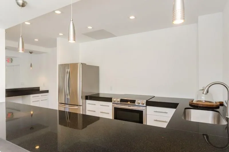 Kitchen in Community Roo