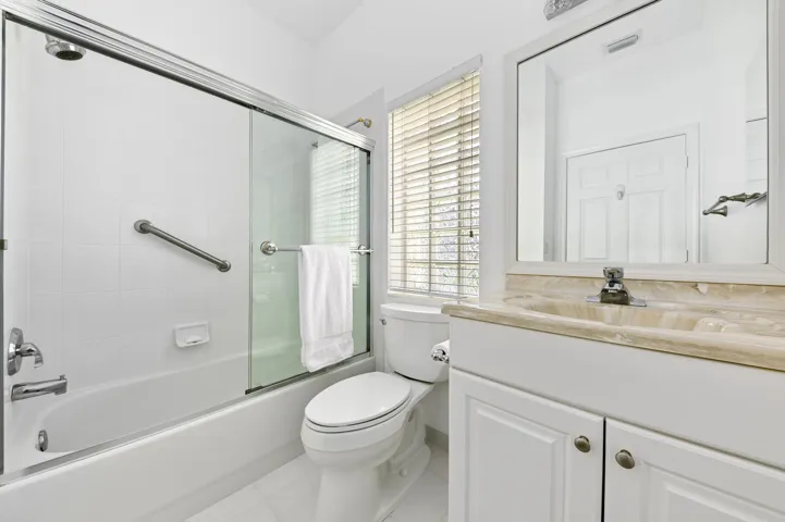 2nd Bathroom