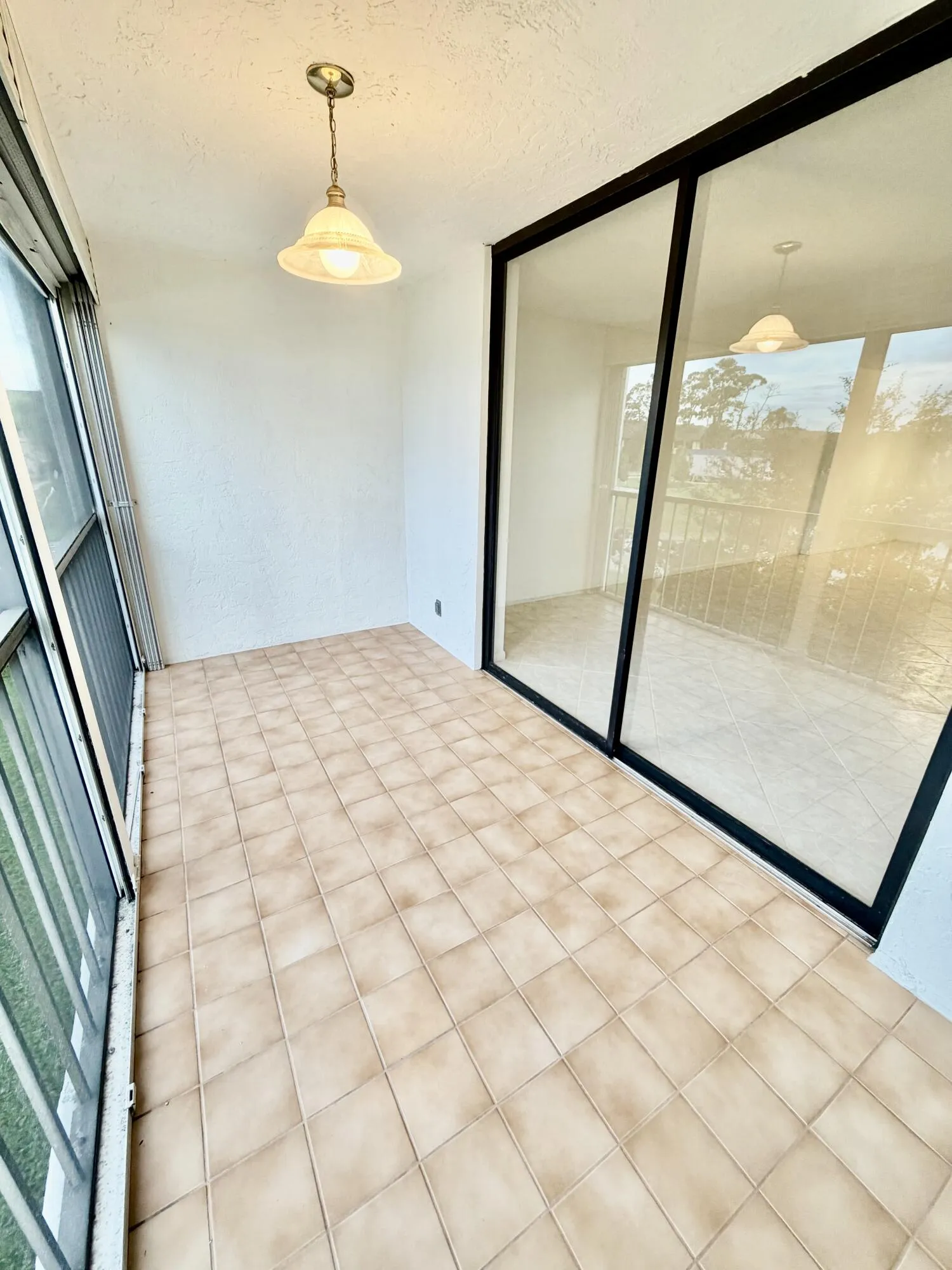 Screened Balcony