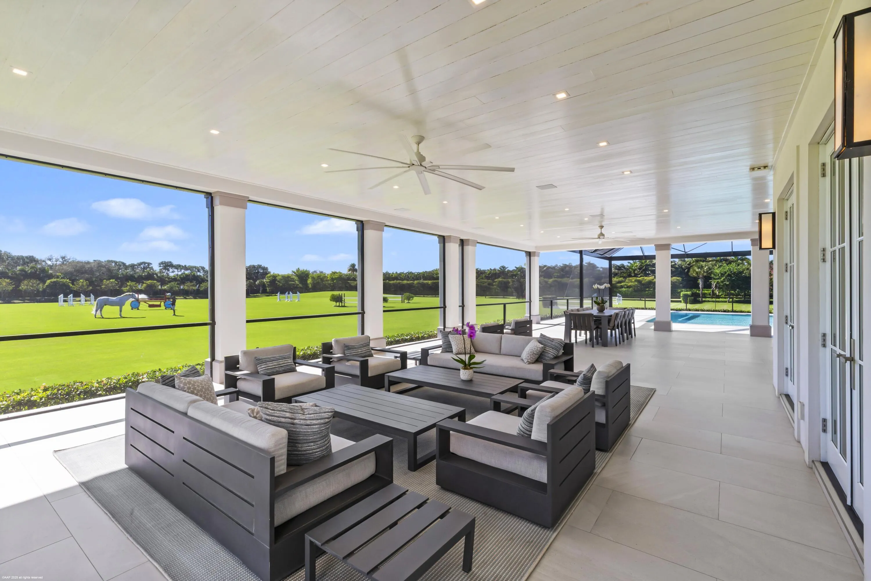Outdoor screened area