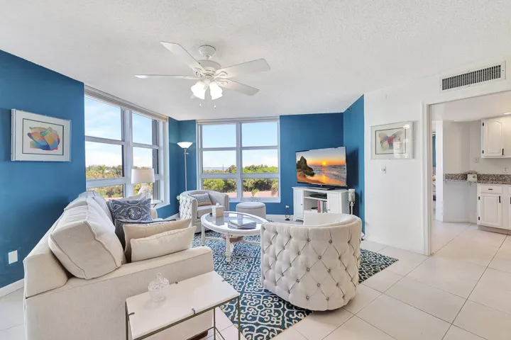 LIVING ROOM WITH OCEAN VIEWS...