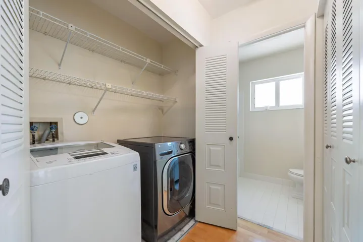 9822 washer dryer bathroom