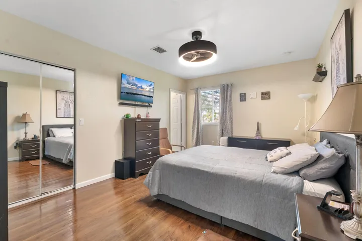 21-web-or-mls-DSC04084