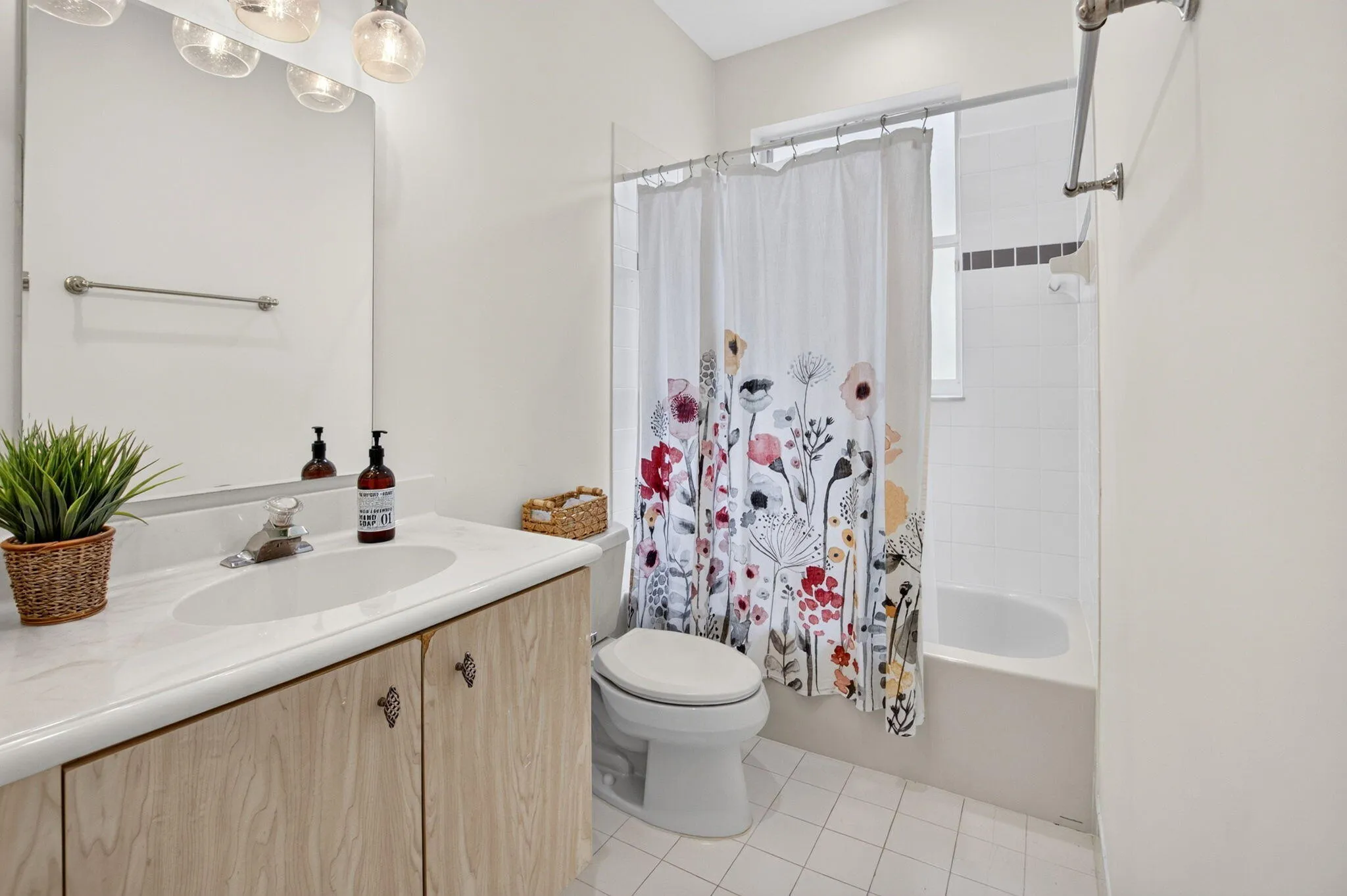 En-suite bathroom