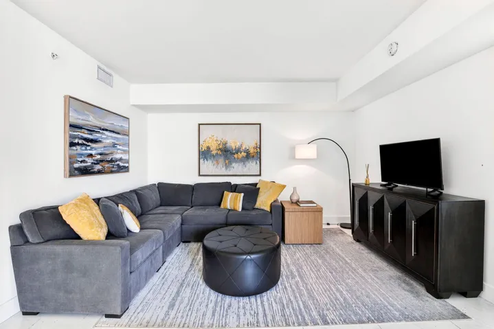 REimagineHome_1788185864358_1x