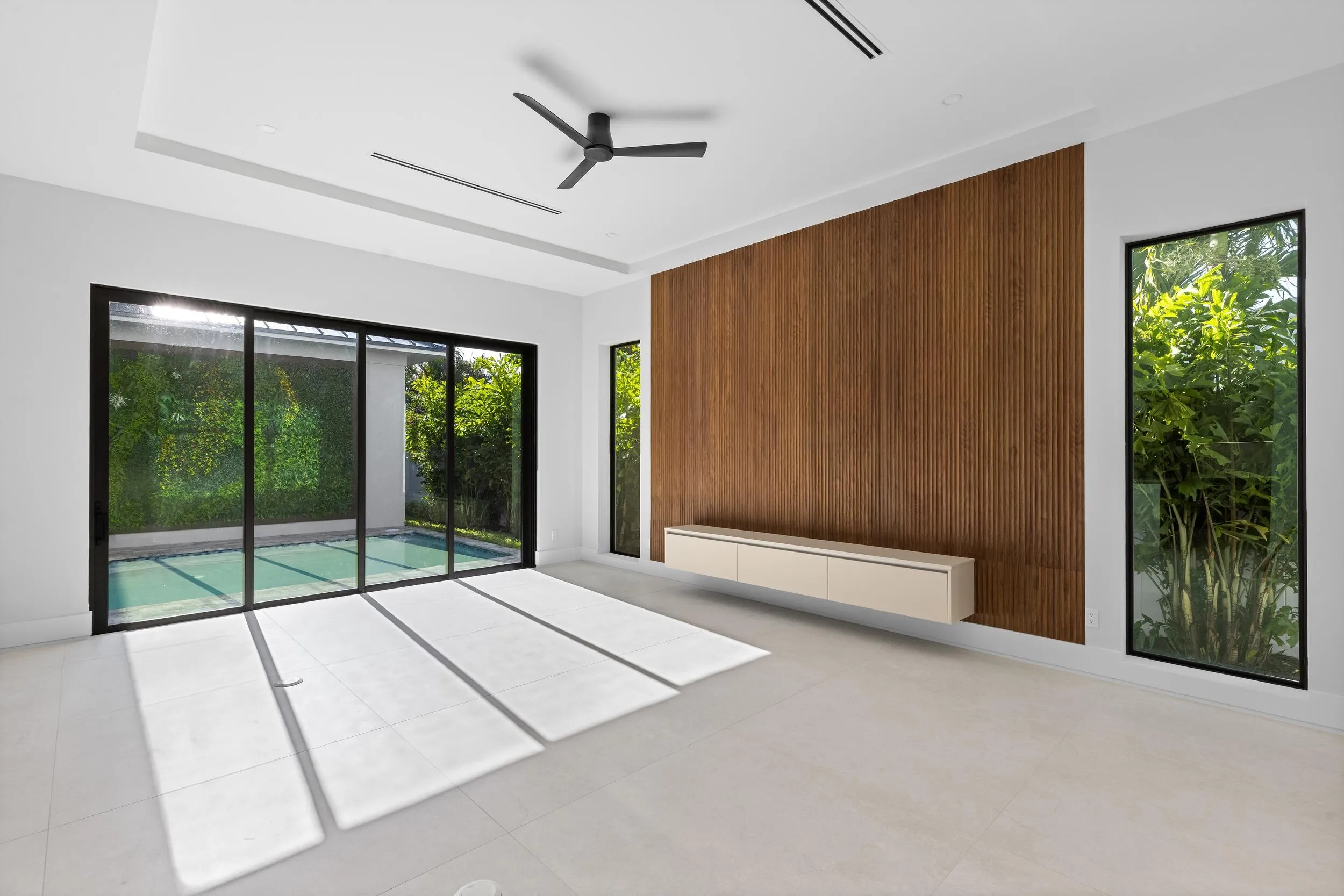 Living Area 4
