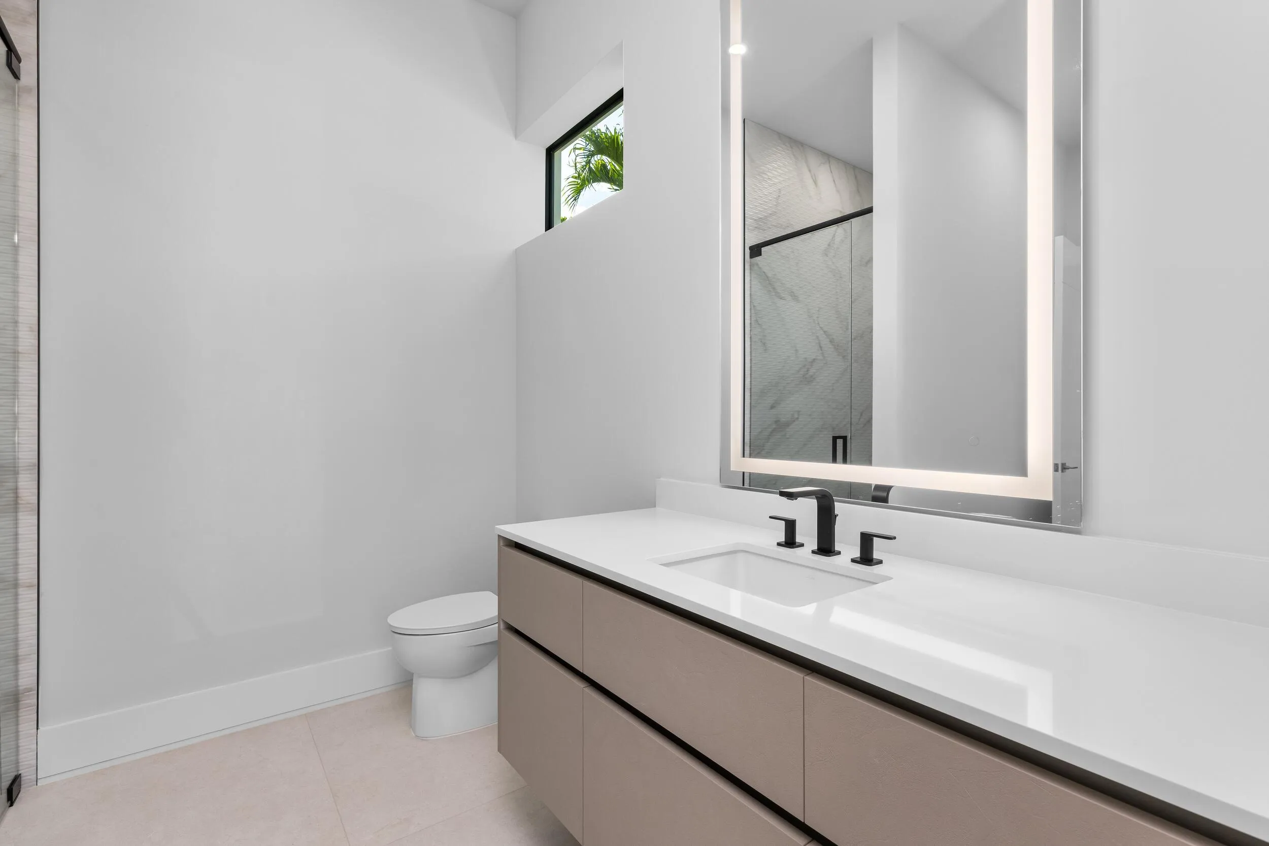 Guest Bath 1