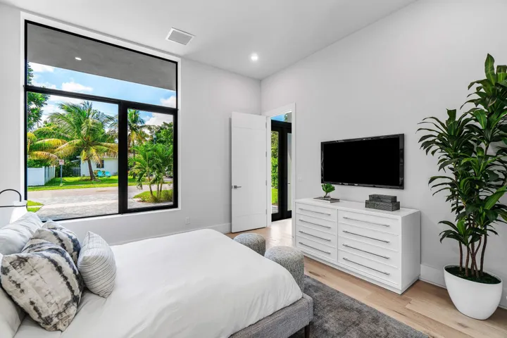 043-827Southeast2ndAvenue-DelrayBeach-FL