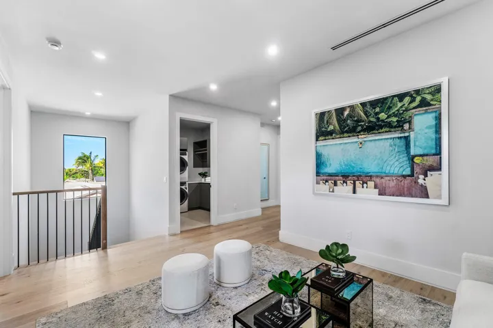 022-827Southeast2ndAvenue-DelrayBeach-FL